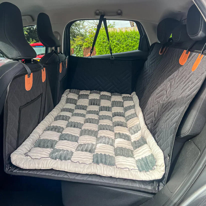 Hard Bottom Back Seat Extender + (FREE Dog Bed)